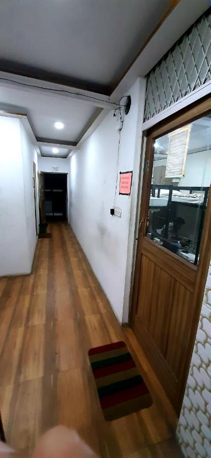 Comfort Stay Hostel New Delhi Exteriör bild