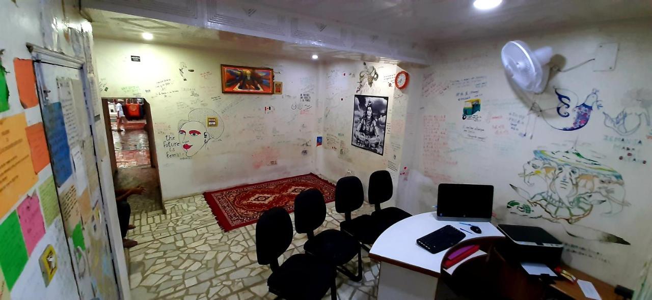 Comfort Stay Hostel New Delhi Exteriör bild