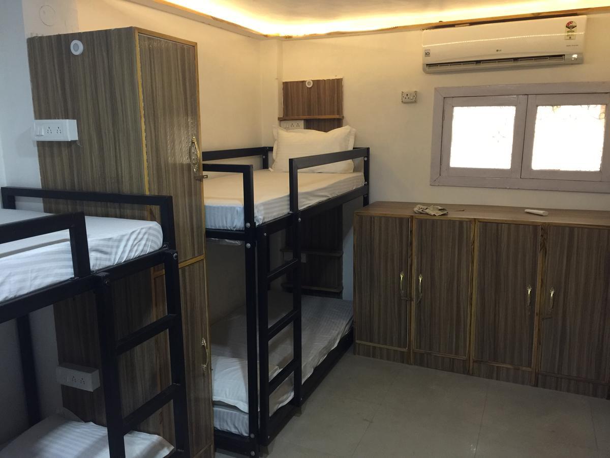 Comfort Stay Hostel New Delhi Exteriör bild