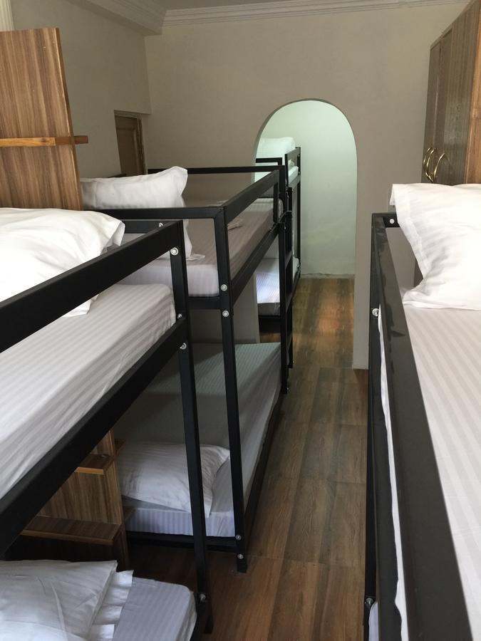 Comfort Stay Hostel New Delhi Exteriör bild