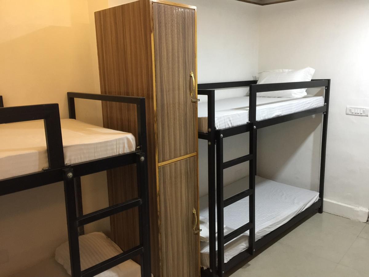 Comfort Stay Hostel New Delhi Exteriör bild