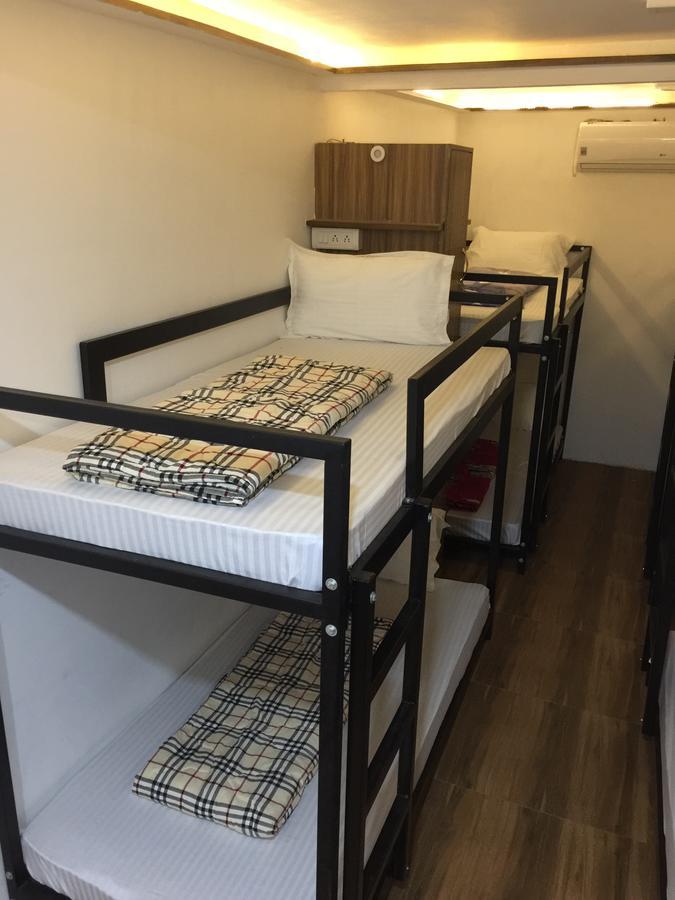 Comfort Stay Hostel New Delhi Exteriör bild