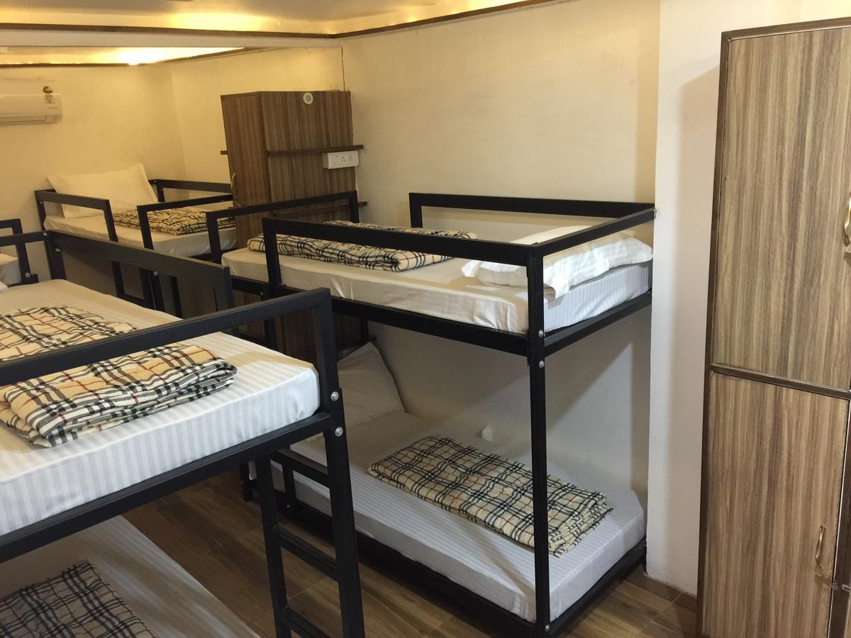 Comfort Stay Hostel New Delhi Exteriör bild